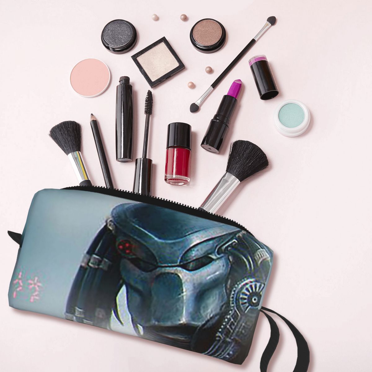 กระเป๋าใส่เครื่องสำอางลาย Pred - Beauty Makeup Wallpaper บทวิจารณ์และราคา